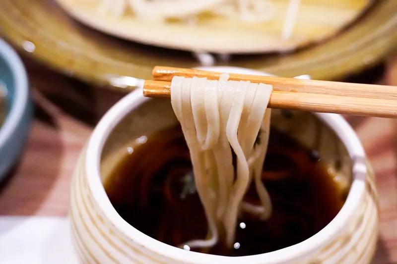 大分市で蕎麦の香り豊かな料理をご堪能あれ